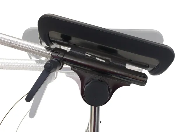 Rollator Cristallo 2 mit Unterarmauflage, silber