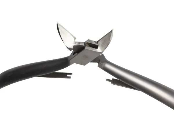 Eckenzange 13,5 cm mit Doppelfeder