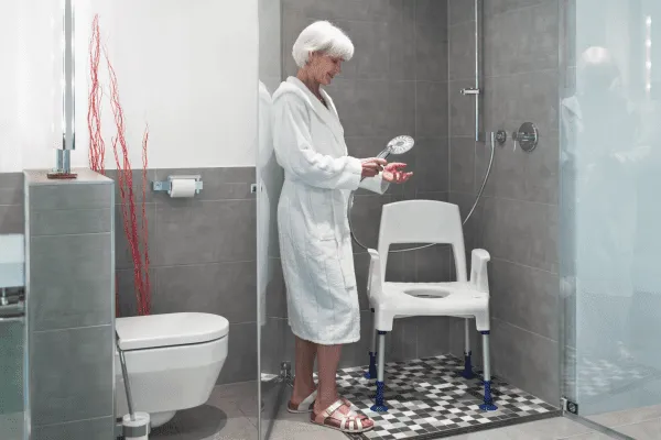 Multifunktions-Duschstuhl AQUATEC PICO 3 in 1, weiß