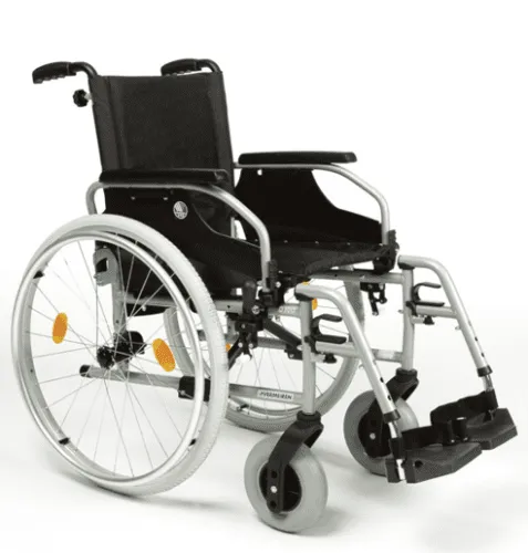 Rollstuhl D100, mit Trommelbremse . B03.B06.AP6.C29.5.B74.B80,silber