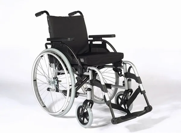 Rollstuhl Breezy Parix 2, Steckachse, brillantsilber